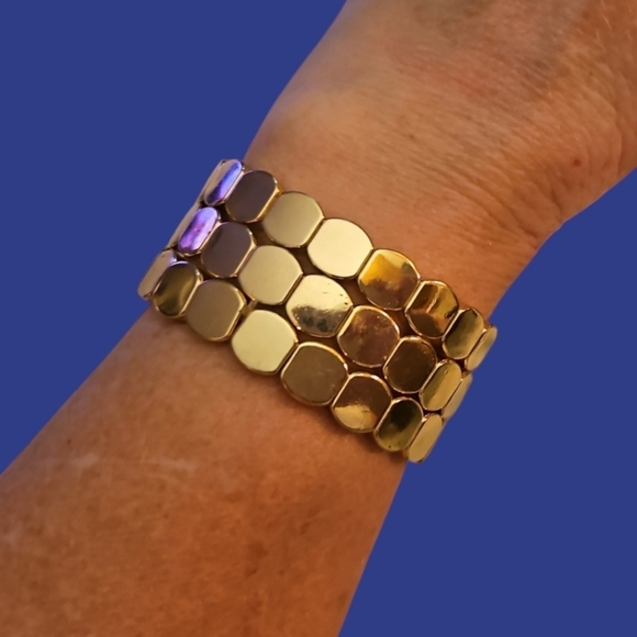 3/$30 Set of Three Metal Geometric Honeycomb Tile Castlecore Stretch Bracelets - Picture 1 of 5